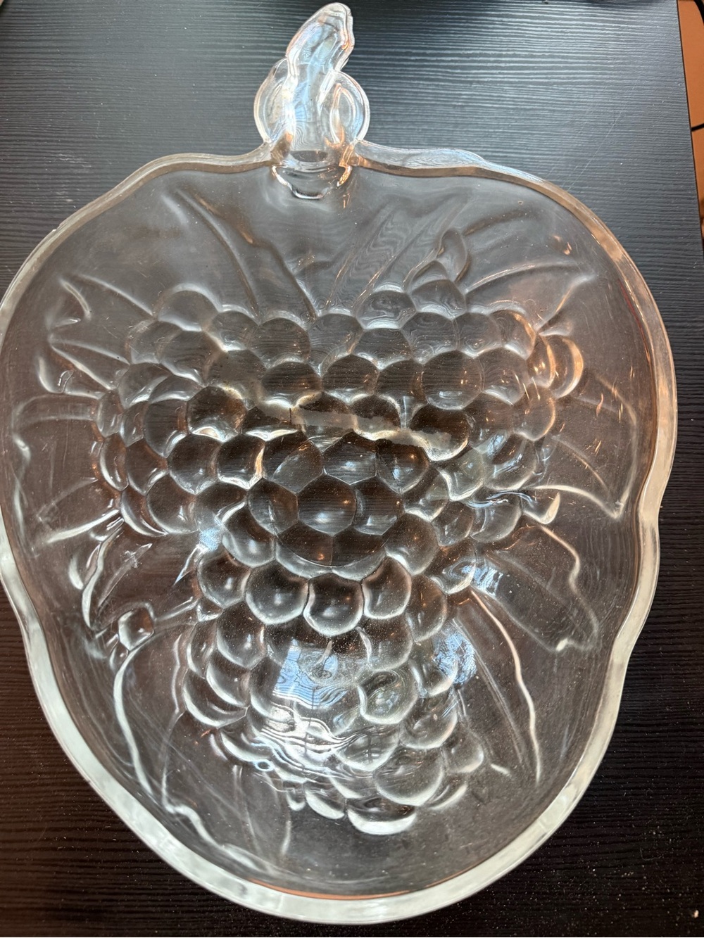Vintage Clear Glass Grape-Relief Serving Bowl - Home Dining Serveware